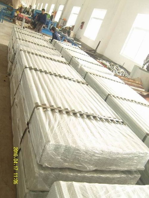 供應(yīng)琉璃瓦,弧形瓦,各規(guī)格型號(hào)彩鋼瓦