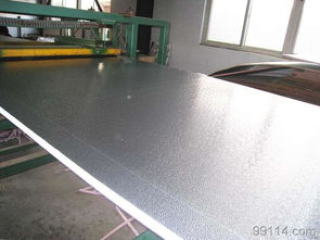 酚醛彩鋼風(fēng)管圖片,酚醛彩鋼風(fēng)管高清圖片 北京恒通復(fù)合風(fēng)管公司,